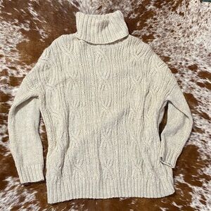 Elegant Cream Cable Knit Turtleneck Sweater
